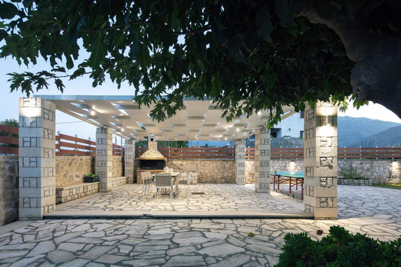 Villa Pinelopi Asprouliánoi Dış mekan fotoğraf