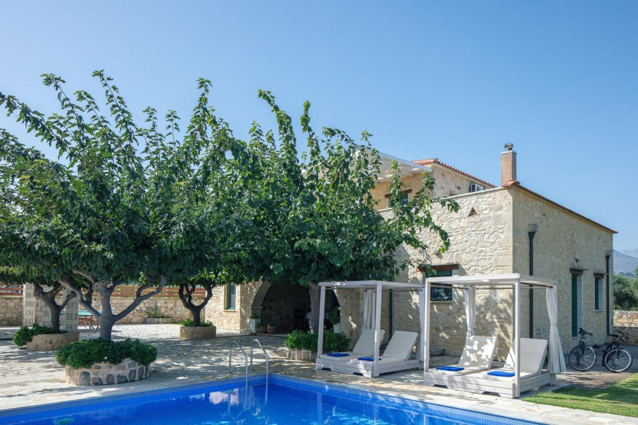 Villa Pinelopi Asprouliánoi Dış mekan fotoğraf