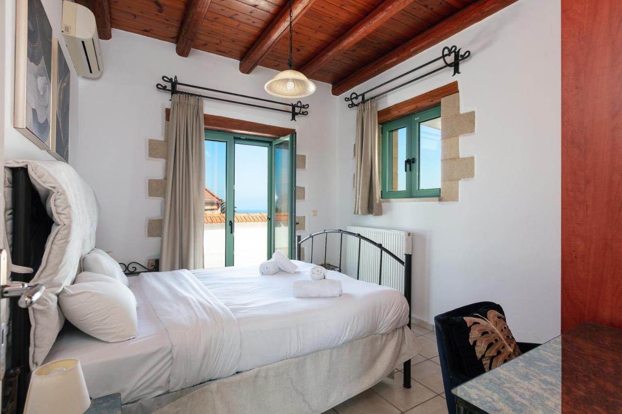 Villa Pinelopi Asprouliánoi Dış mekan fotoğraf