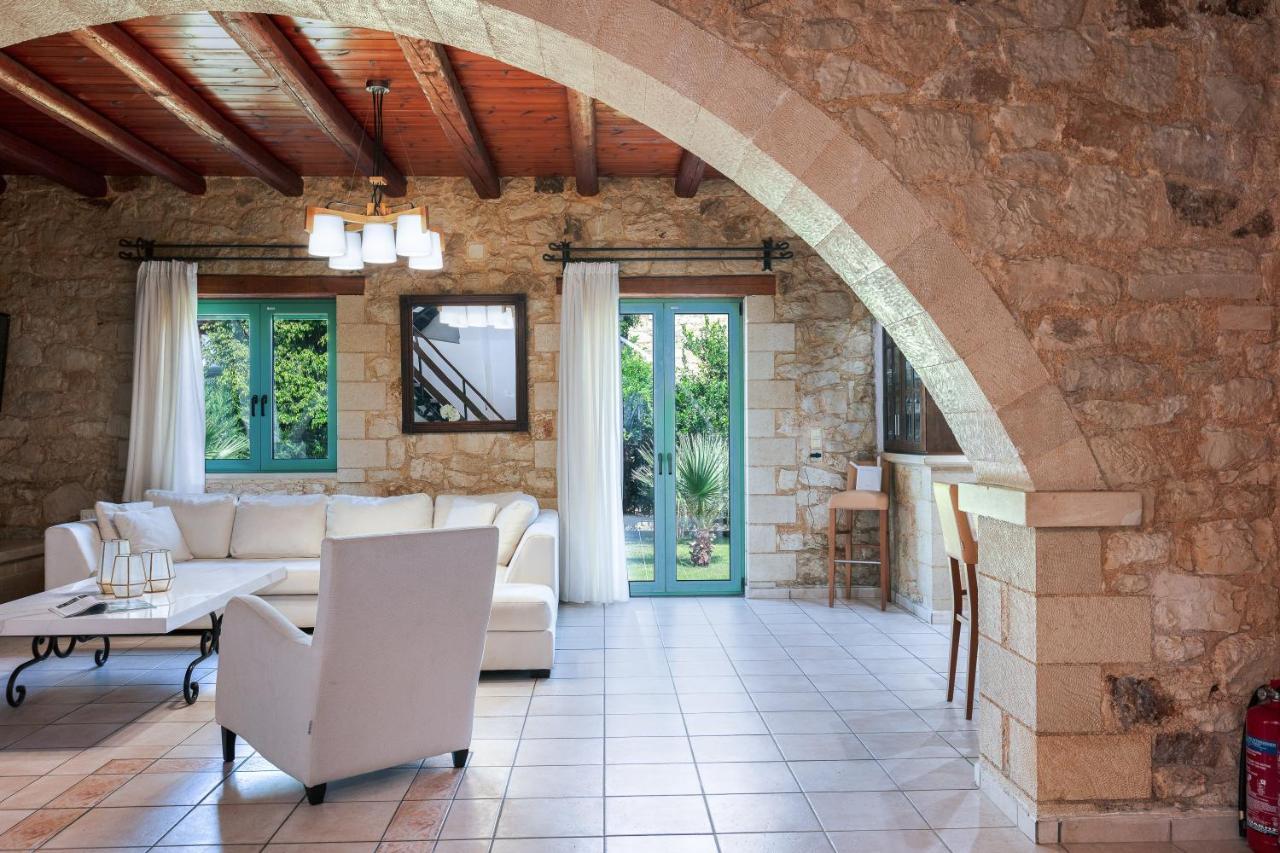 Villa Pinelopi Asprouliánoi Dış mekan fotoğraf