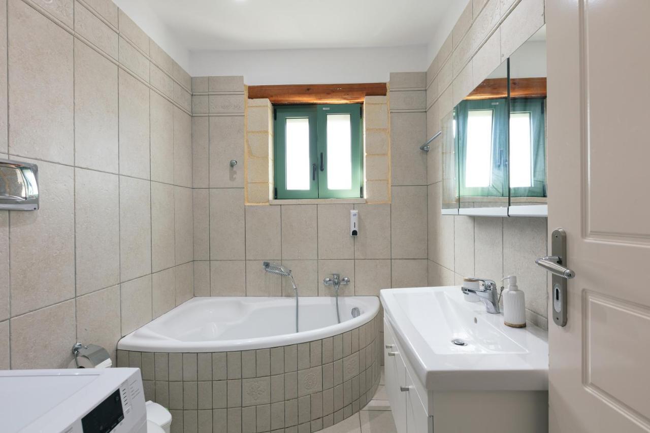 Villa Pinelopi Asprouliánoi Dış mekan fotoğraf
