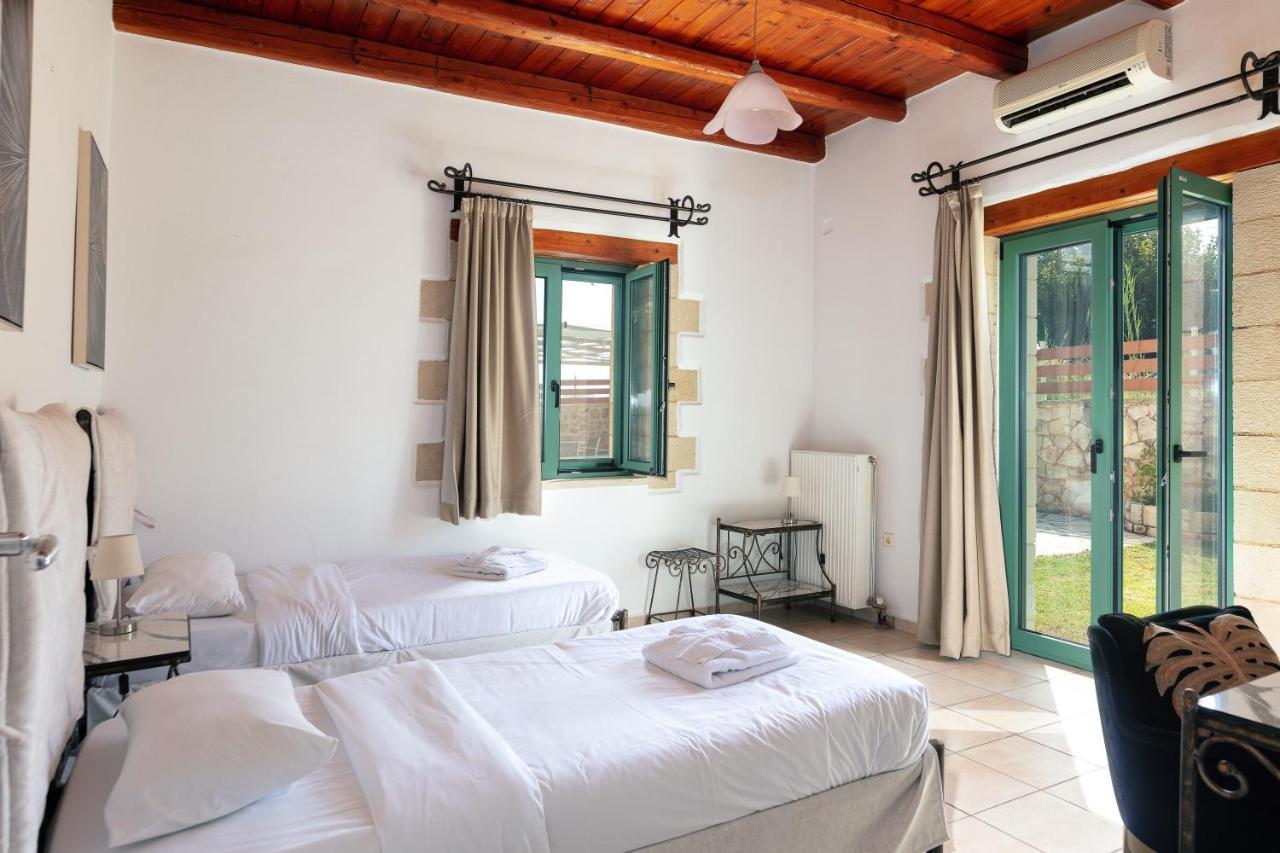 Villa Pinelopi Asprouliánoi Dış mekan fotoğraf